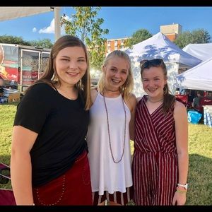 Meet your Posher, Avery